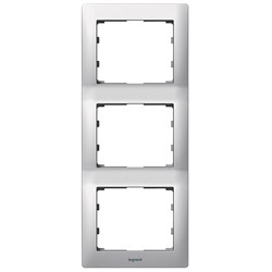 Рамка вертикальная 3-пост. алюминий Galea Life 771307 - фото 17860