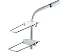 Материалы
Детали кронштейна выполнены из стального уголка и электросварной трубы, диаметром 45 мм,
Покрытие - порошковая эмаль белого цвета
Два крепления на столб
Установка
Возможна установка на деревянные и железобетонные столбы круглой, шестиугольной и 