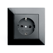 Розетка 1-местная с защитной шторкой с/з, 250В, 16А, серия Катрин, GLS16-7010-05, черный 39513
